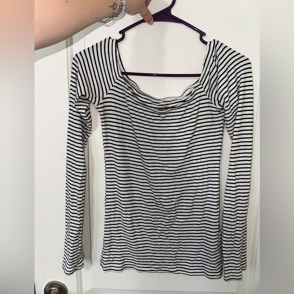 Hollister Long Sleeve Slim Tee